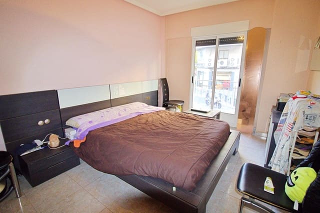 3 Zimmer Wohnung zu verkaufen in Elche / Elx - 130.000 € (Ref: 9513402)