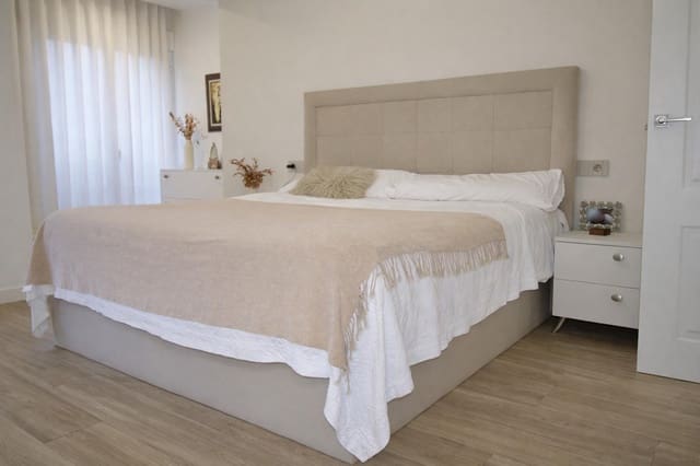 3 soveværelse Lejlighed til salg i Centro, Elche / Elx - € 298.000 (Ref: 9530525)