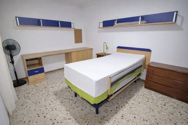 3 makuuhuone Asunto myytävänä paikassa Altabix, Elche / Elx - 175 000 € (Ref: 9561787)