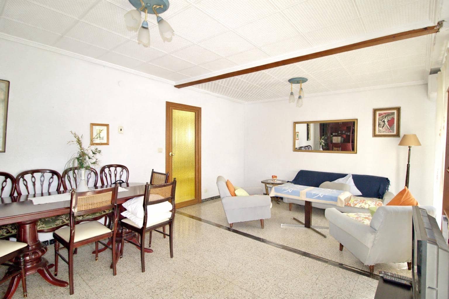 3 bedroom Flat for sale in Elche / Elx - € 120,000 (Ref: 9656092)