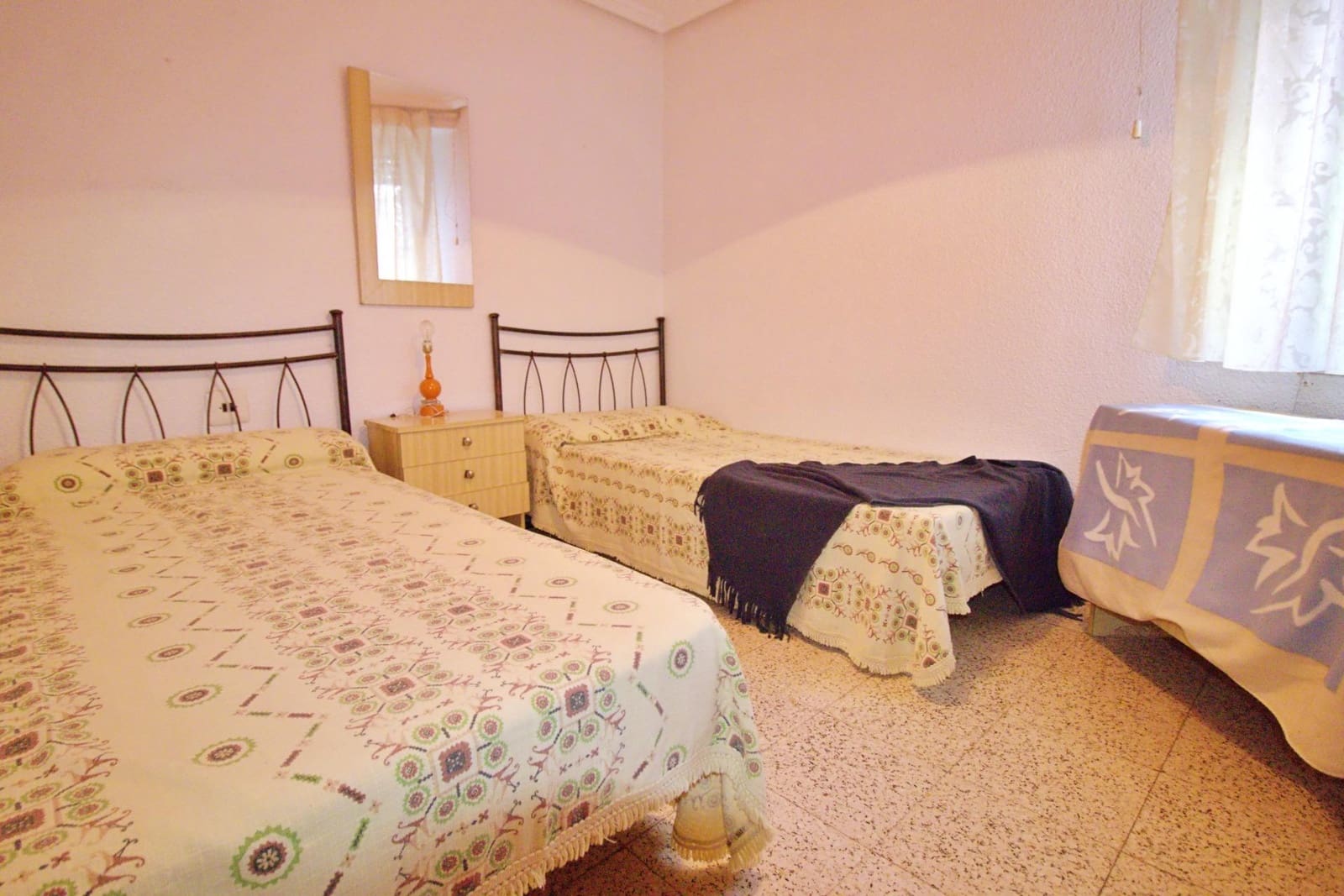 3 bedroom Flat for sale in Elche / Elx - € 120,000 (Ref: 9656092)
