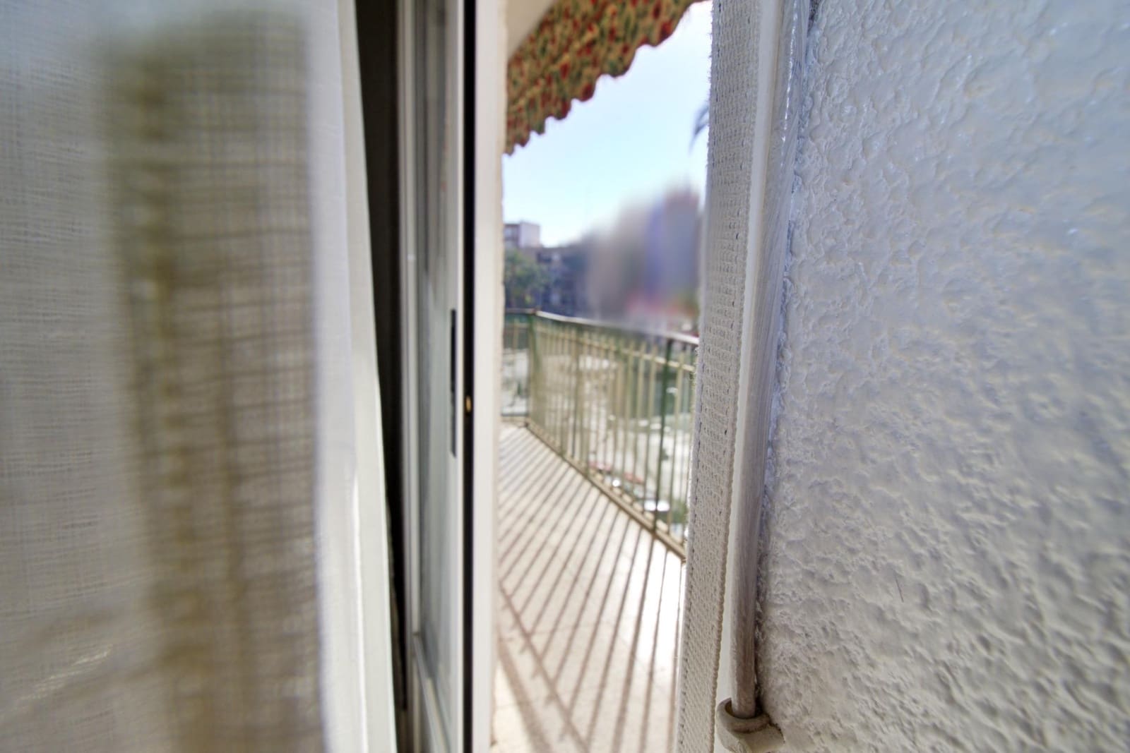 3 bedroom Flat for sale in Elche / Elx - € 120,000 (Ref: 9656092)