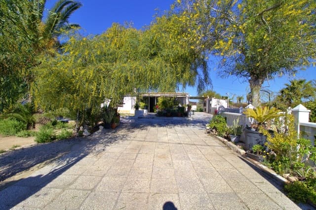 2 bedroom Finca/Country House for sale in Las Bayas, Elche / Elx with garage - € 169,000 (Ref: 9726641)