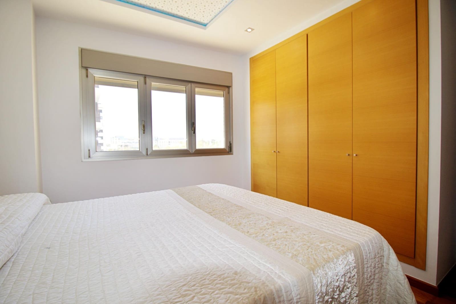 3 bedroom Flat for sale in Elche / Elx with garage - € 275,000 (Ref: 9732118)