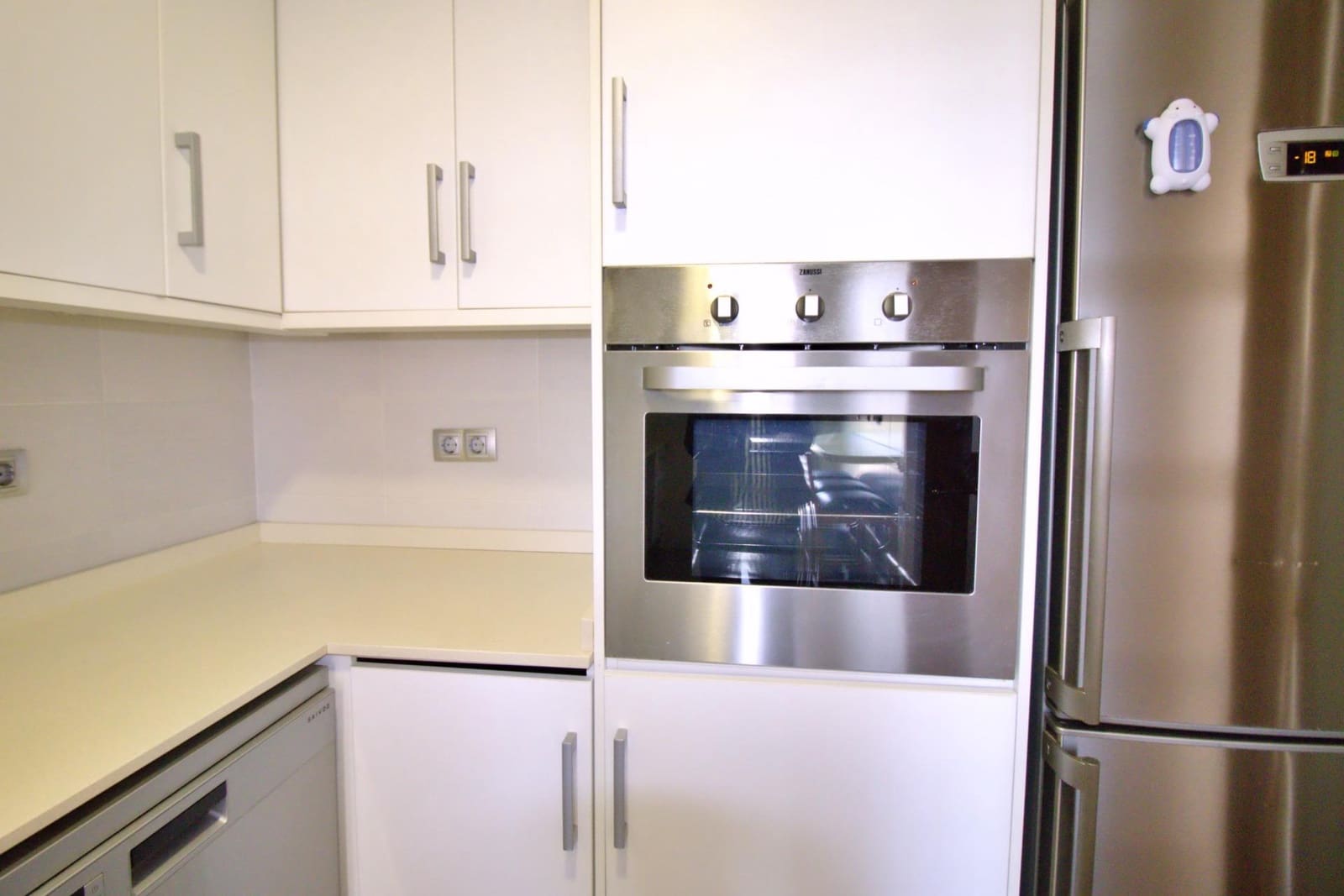 3 bedroom Flat for sale in Elche / Elx with garage - € 275,000 (Ref: 9732118)