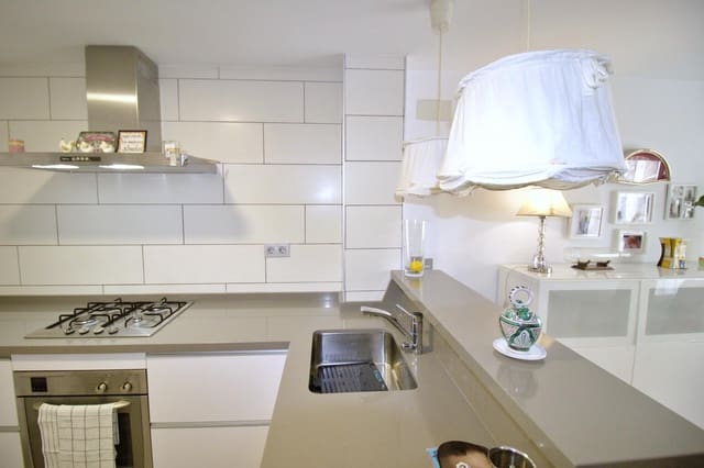 3 bedroom Flat for sale in Elche / Elx - € 155,000 (Ref: 9732119)