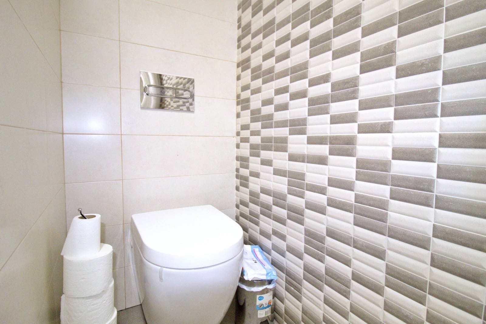 3 bedroom Flat for sale in Elche / Elx - € 155,000 (Ref: 9732119)