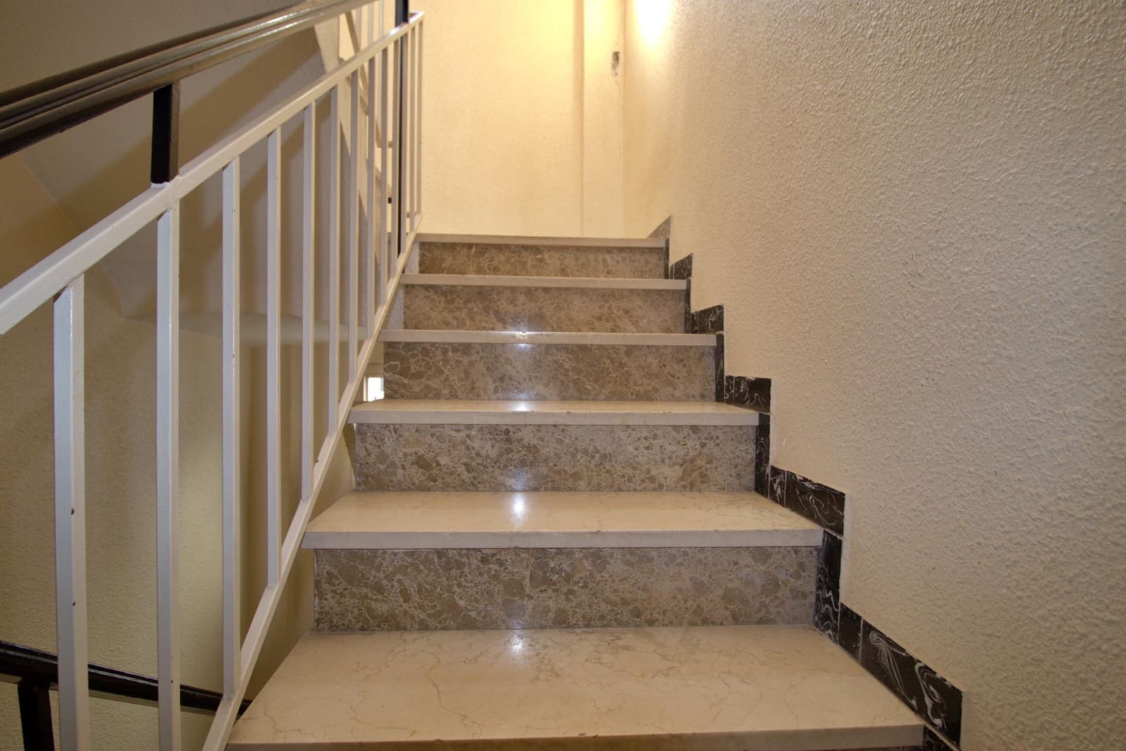 3 bedroom Flat for sale in Elche / Elx - € 155,000 (Ref: 9732119)