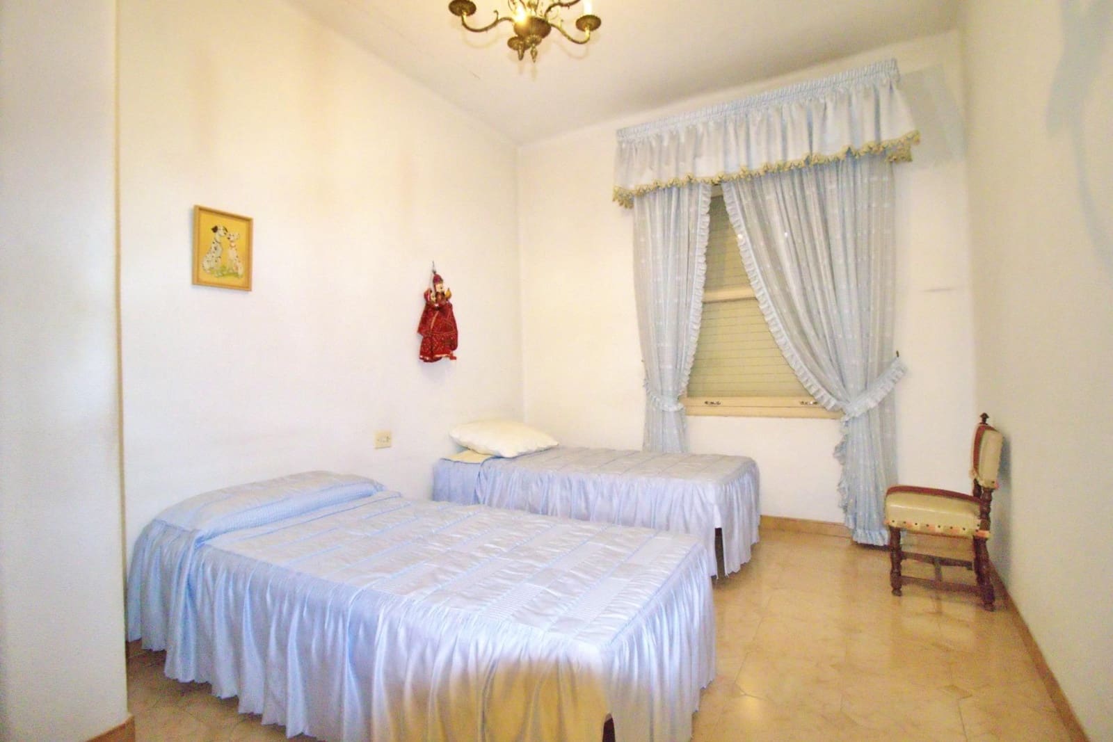 8 bedroom Commercial for sale in Crevillente / Crevillent with garage - € 800,000 (Ref: 9743133)