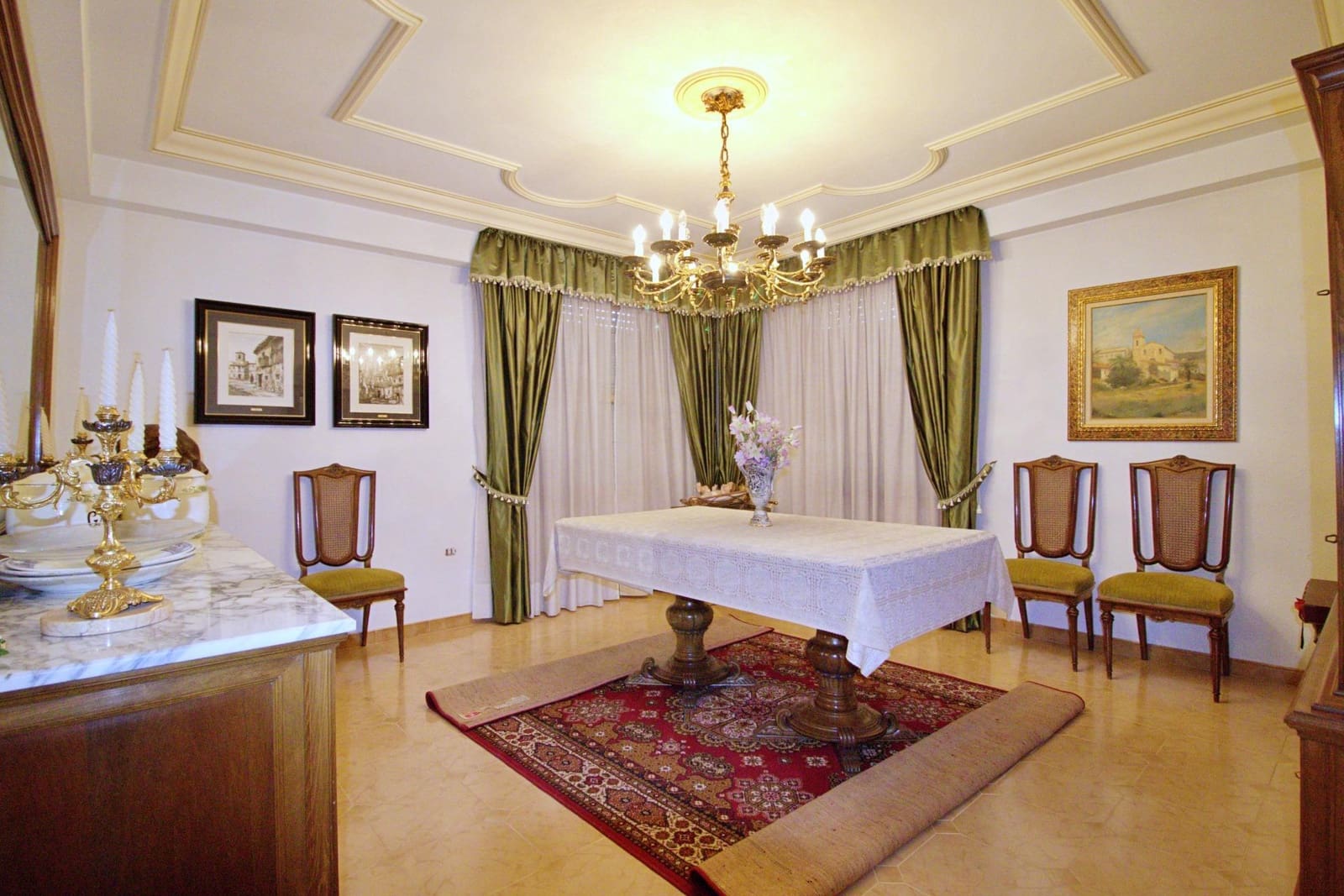 8 bedroom Commercial for sale in Crevillente / Crevillent with garage - € 800,000 (Ref: 9743133)