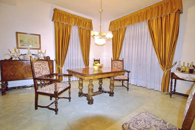 Local Comercial de 8 habitaciones en Crevillente / Crevillent en venta con garaje - 800.000 € (Ref: 9743133)