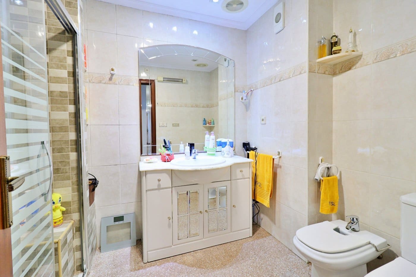 4 chambre Appartement à vendre à Elche / Elx avec garage - 180 000 € (Ref: 9755674)