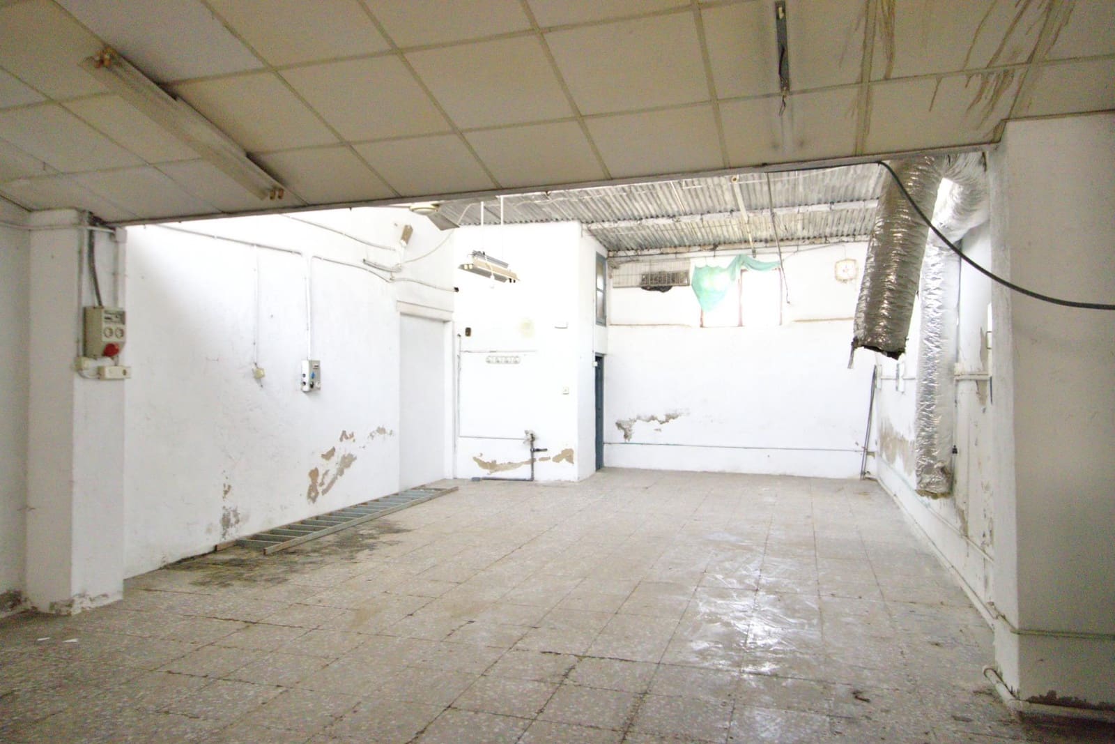 1 slaapkamer Bedrijf te koop in Elche / Elx - € 100.000 (Ref: 9773061)