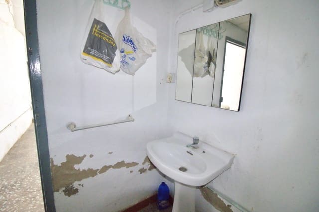 1 slaapkamer Bedrijf te koop in Elche / Elx - € 100.000 (Ref: 9773061)