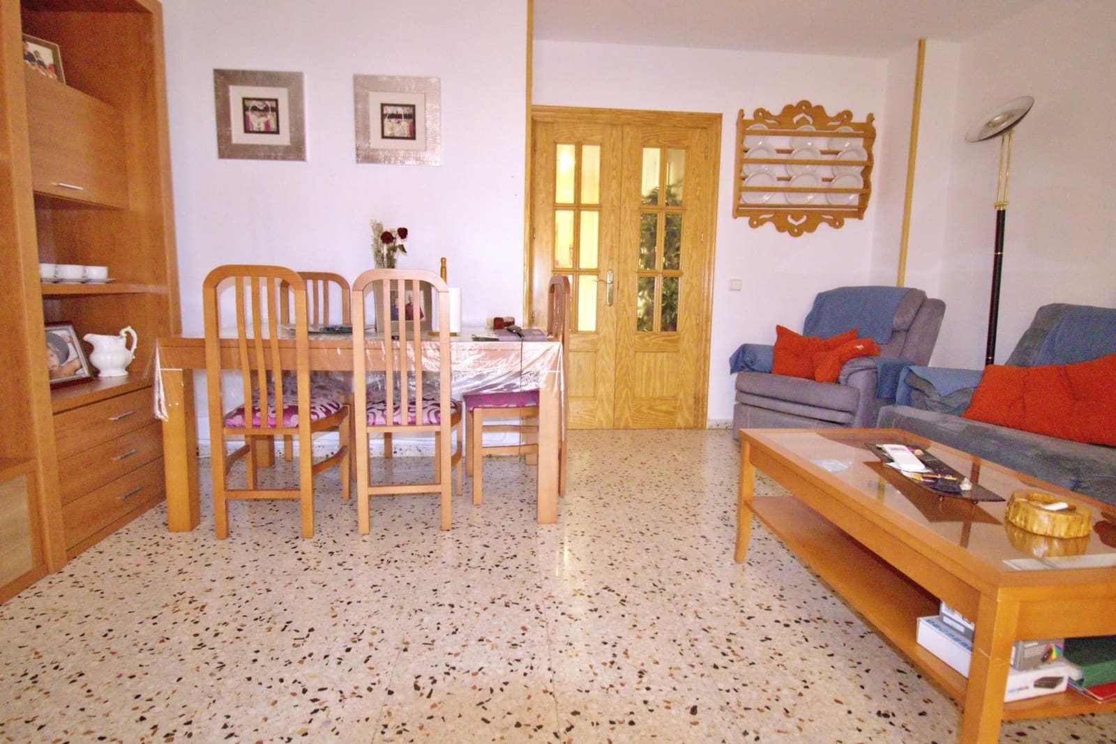 3 soveværelse Lejlighed til salg i Alicante by - € 250.000 (Ref: 9799253)