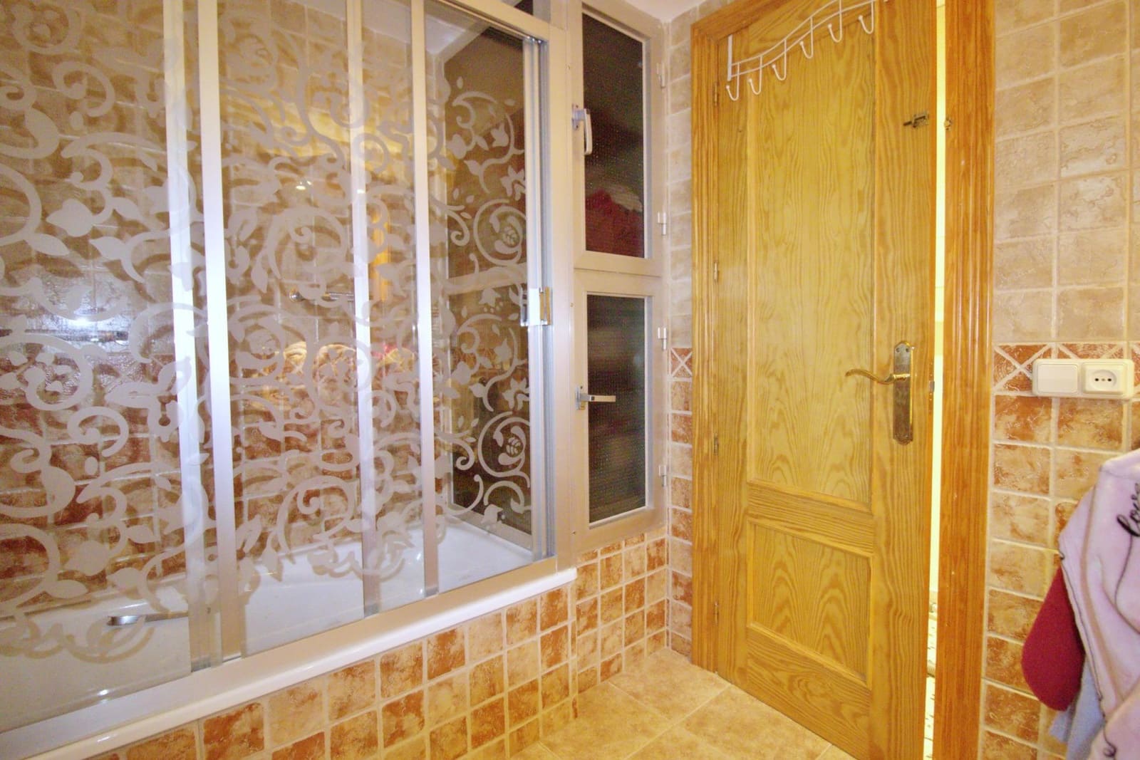 3 soveværelse Lejlighed til salg i Alicante by - € 250.000 (Ref: 9799253)