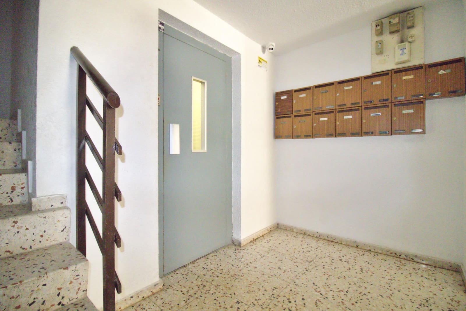 3 soveværelse Lejlighed til salg i Alicante by - € 250.000 (Ref: 9799253)