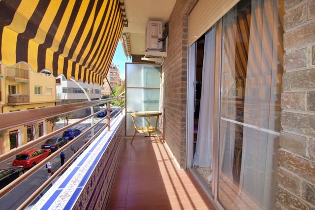 3 bedroom Flat for sale in Benalúa, Alicante / Alacant city - € 240,000 (Ref: 9799253)