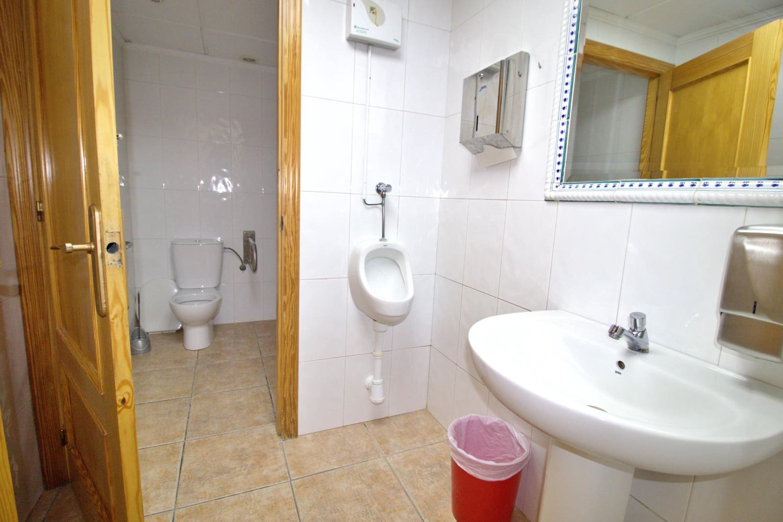 Negocio en Elche / Elx en venta - 600.000 € (Ref: 9804295)