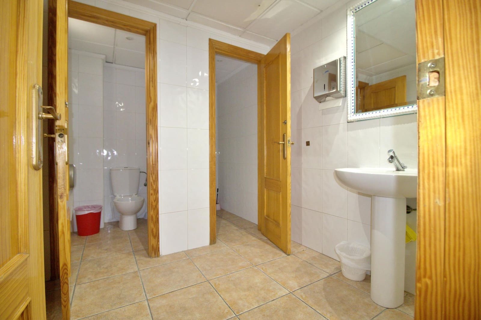 Negocio en Elche / Elx en venta - 600.000 € (Ref: 9804295)