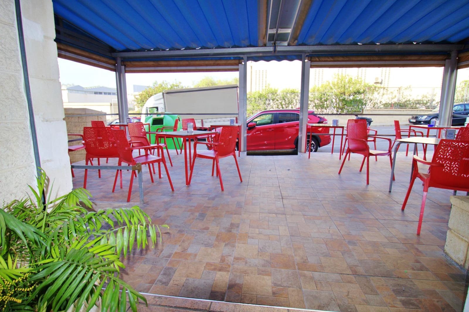 Negocio en Elche / Elx en venta - 600.000 € (Ref: 9804295)