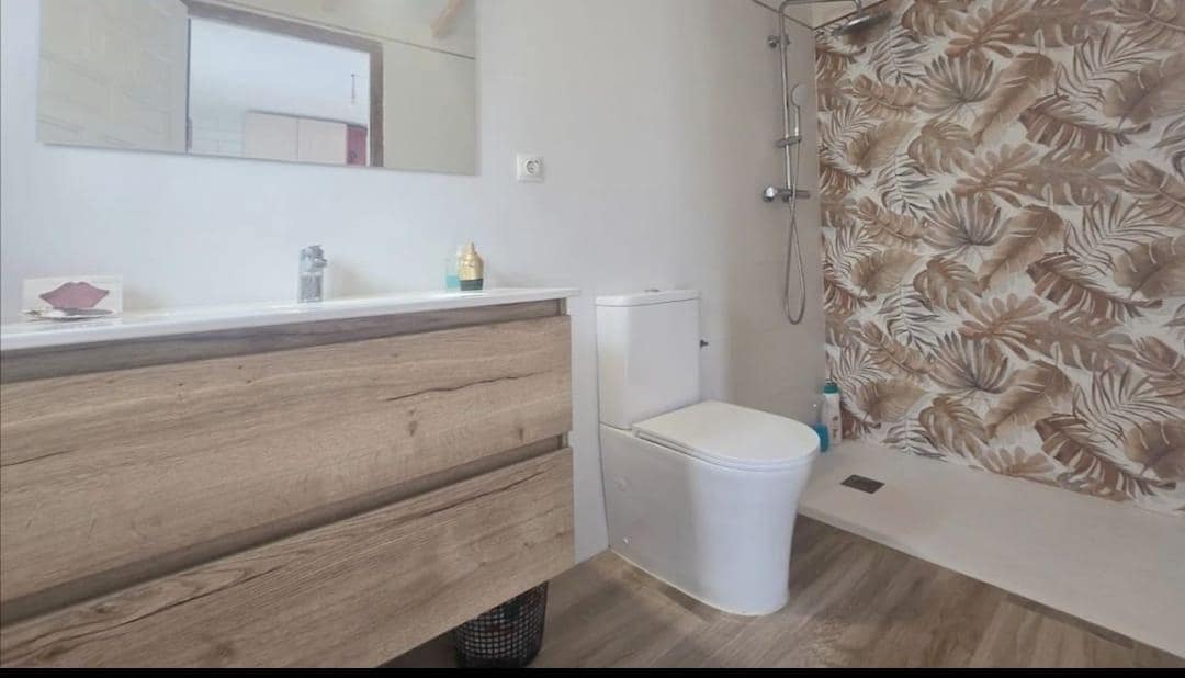 4 bedroom Villa for sale in Agost with pool garage - € 250,000 (Ref: 9807956)
