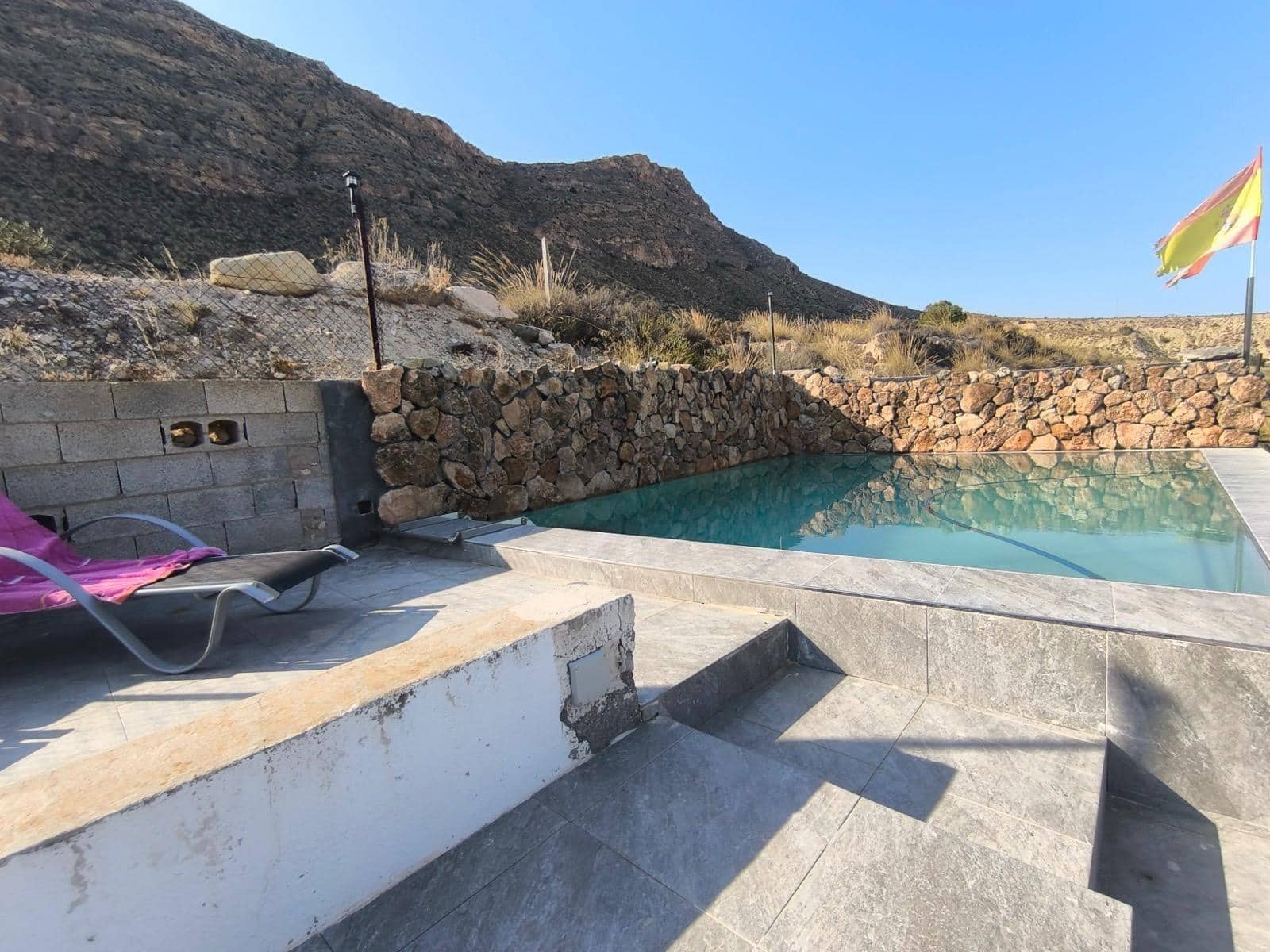 4 bedroom Villa for sale in Agost with pool garage - € 250,000 (Ref: 9807956)