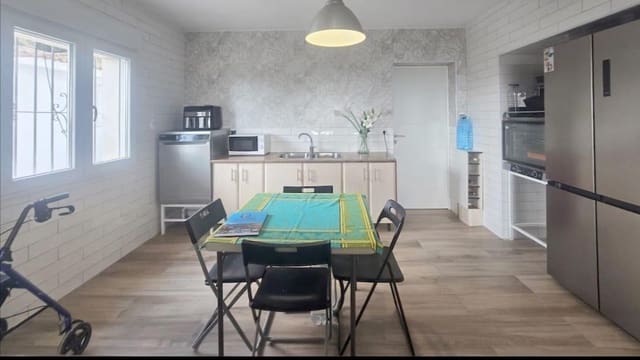 4 soveværelse Villa til salg i Agost med swimmingpool garage - € 250.000 (Ref: 9807956)