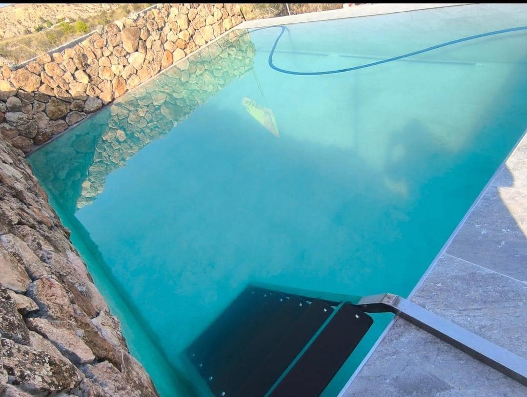 4 bedroom Villa for sale in Agost with pool garage - € 250,000 (Ref: 9807956)