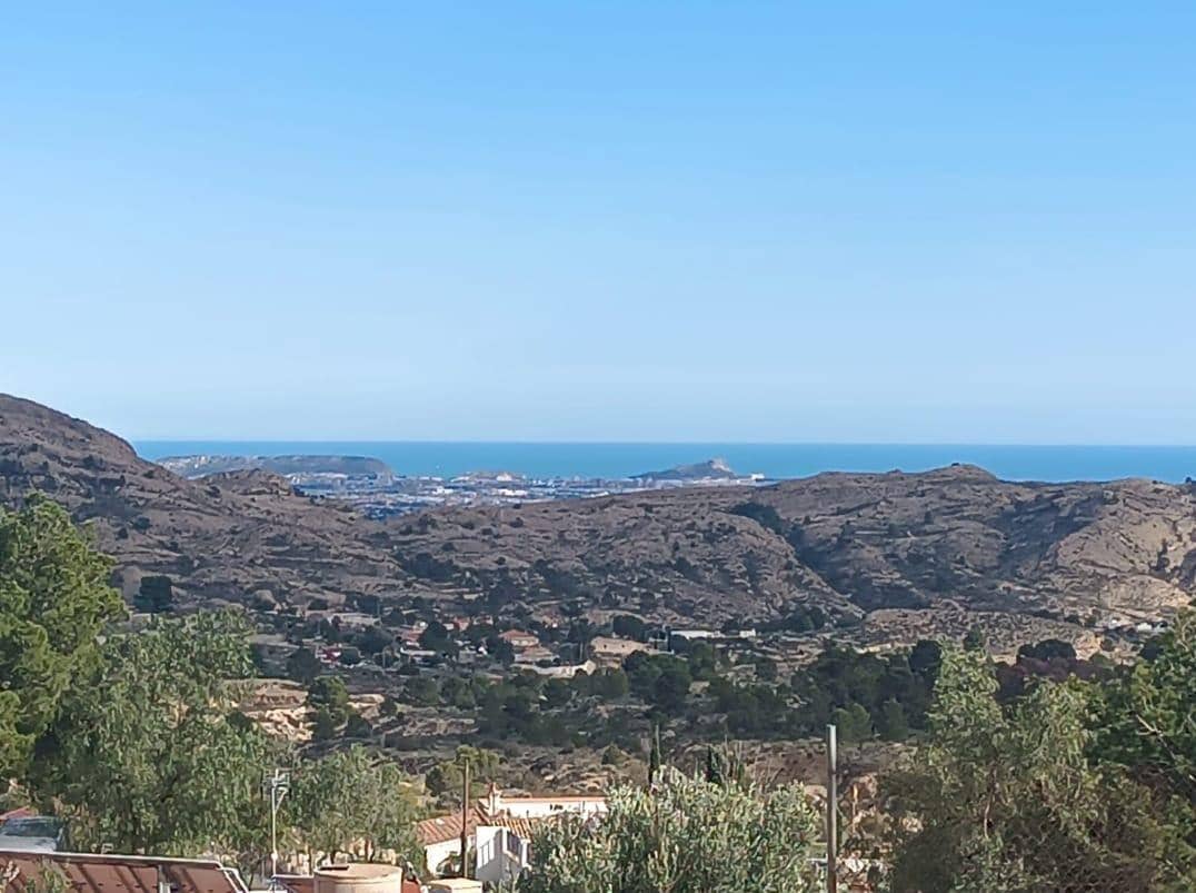 4 bedroom Villa for sale in Agost with pool garage - € 250,000 (Ref: 9807956)