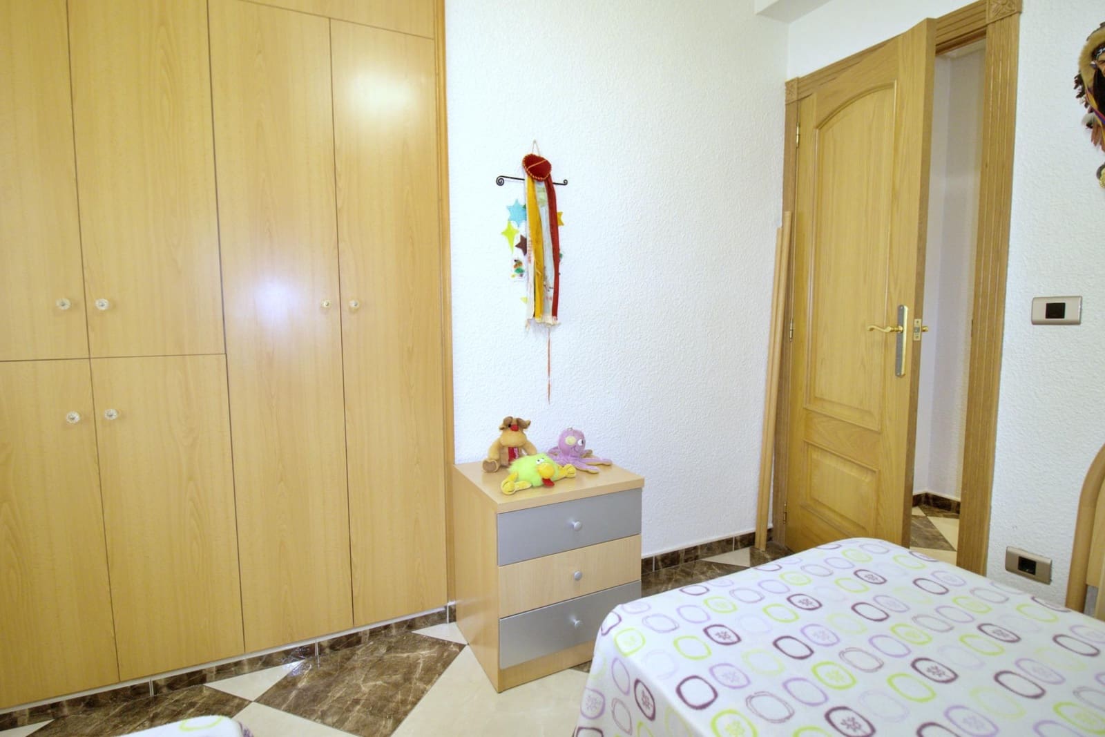 3 sovrum Lägenhet till salu i Elche / Elx - 175 000 € (Ref: 9807957)