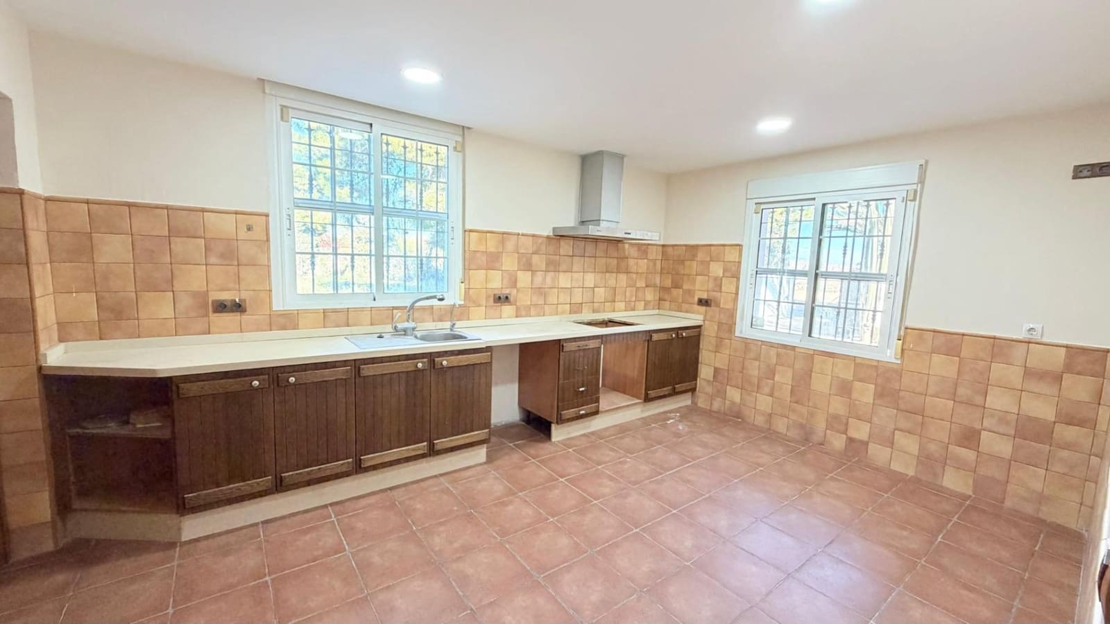 Chalet de 3 habitaciones en Torrellano en venta - 290.000 € (Ref: 9815847)