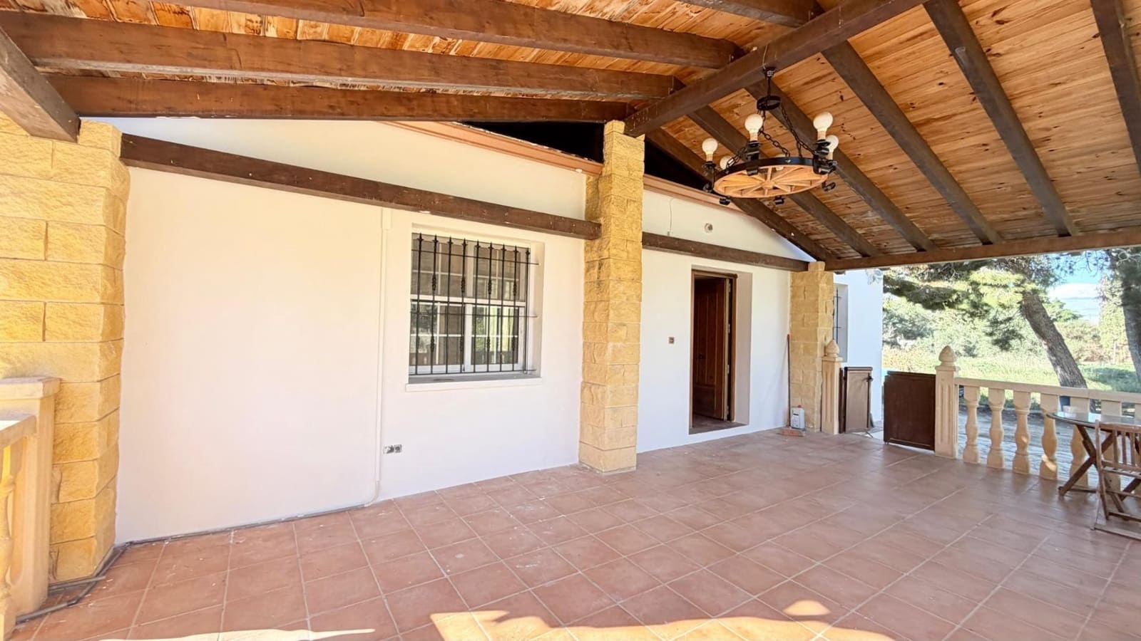 Chalet de 3 habitaciones en Torrellano en venta - 290.000 € (Ref: 9815847)