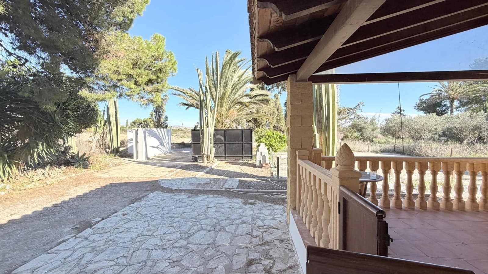 Chalet de 3 habitaciones en Torrellano en venta - 290.000 € (Ref: 9815847)