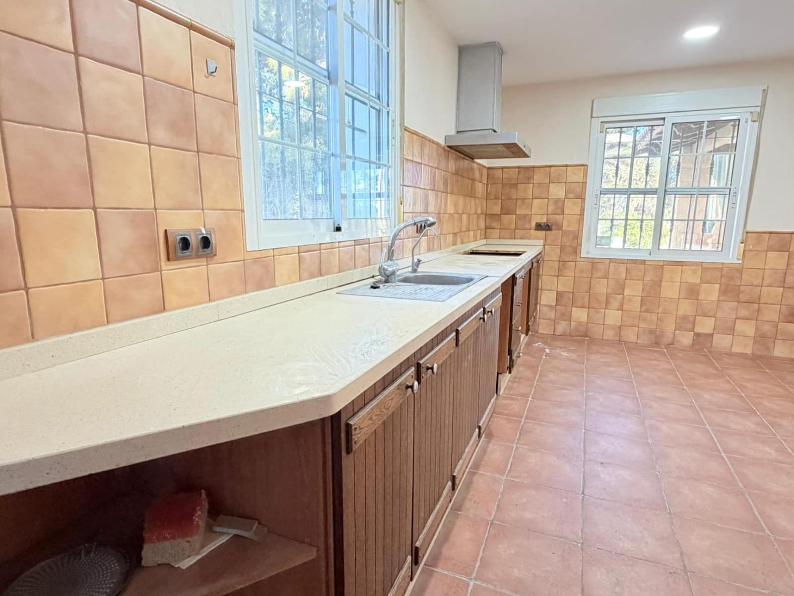 Chalet de 3 habitaciones en Torrellano en venta - 290.000 € (Ref: 9815847)