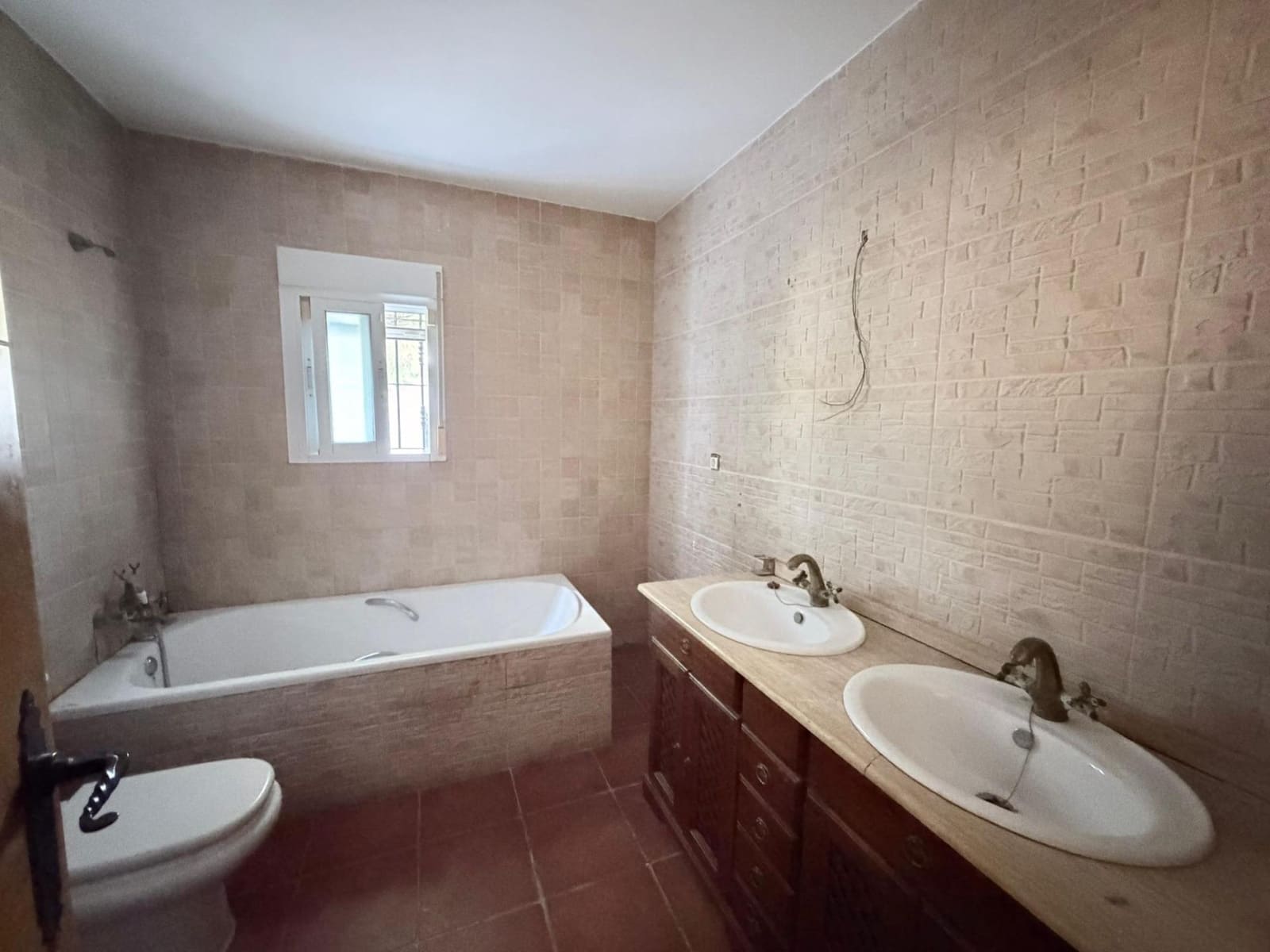 Chalet de 3 habitaciones en Torrellano en venta - 290.000 € (Ref: 9815847)