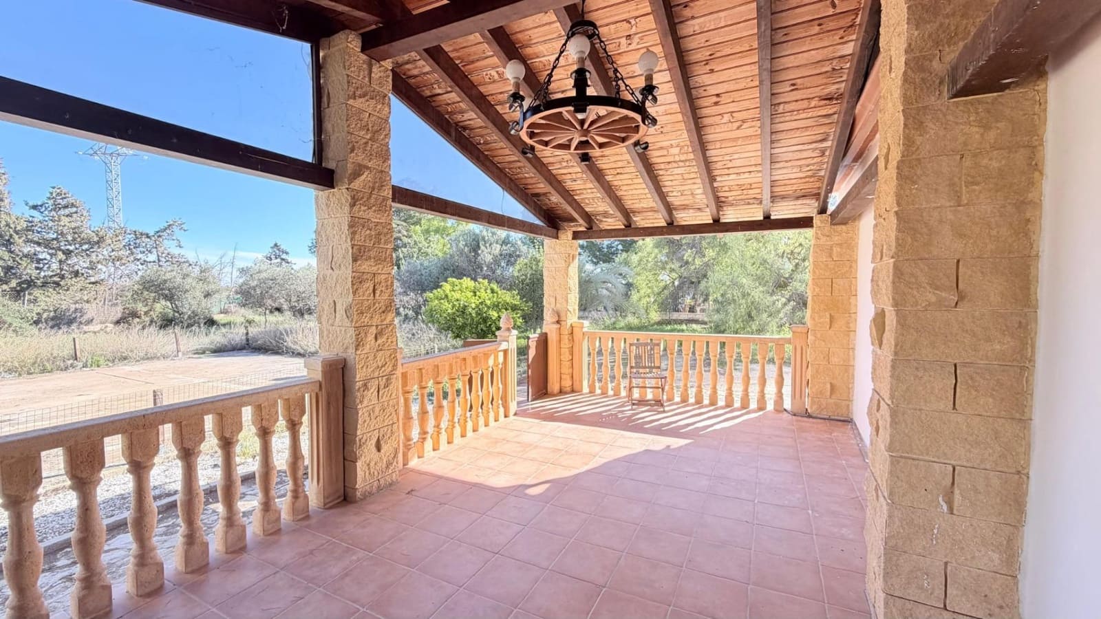Chalet de 3 habitaciones en Torrellano en venta - 290.000 € (Ref: 9815847)