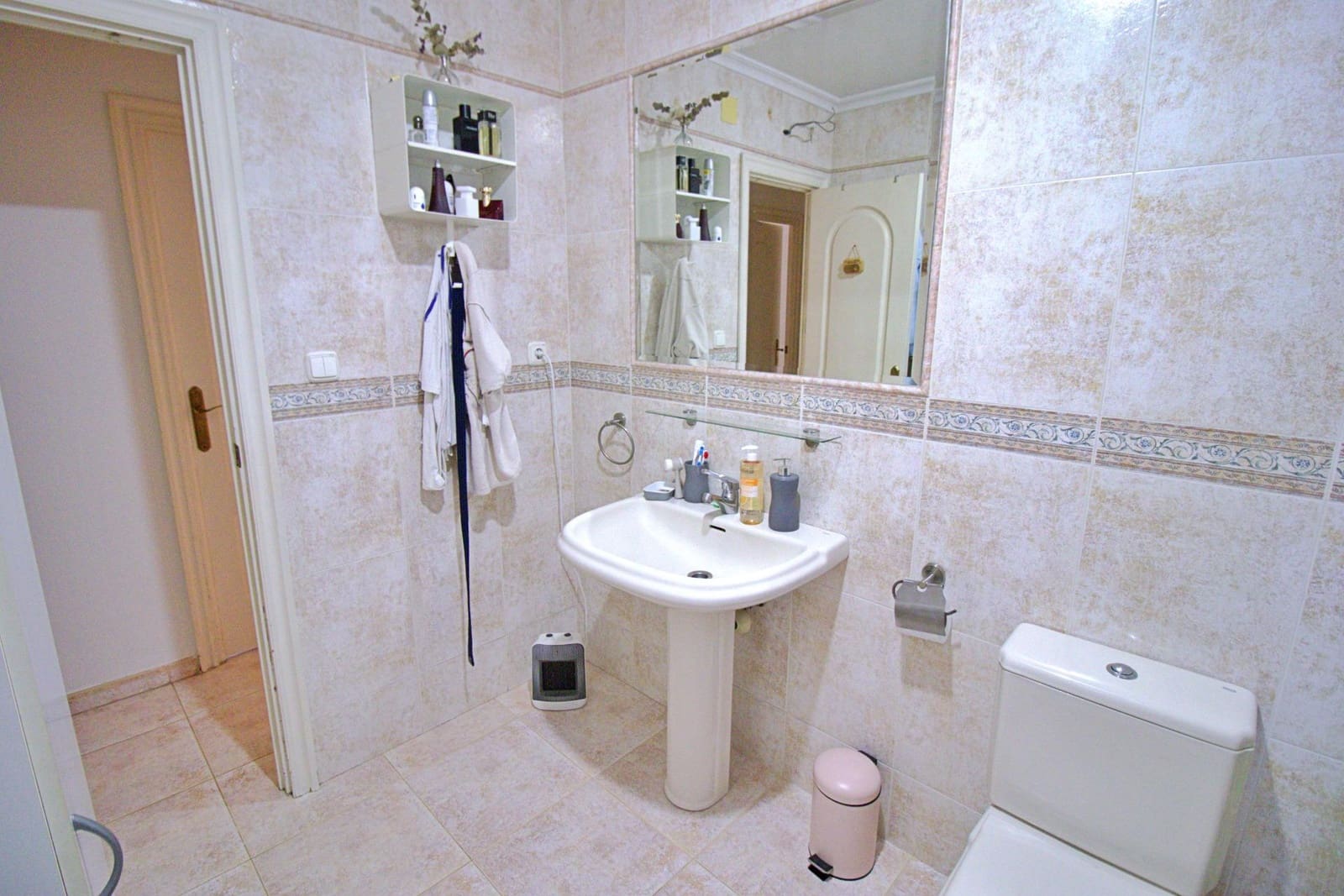3 bedroom Penthouse for rent in Elche / Elx - € 900 (Ref: 9825254)
