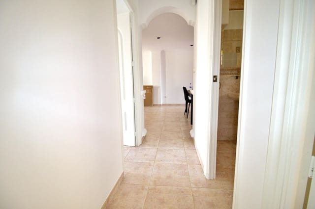 3 quarto Penthouse para arrendar em Altabix, Elche / Elx - 900 € (Ref: 9825254)