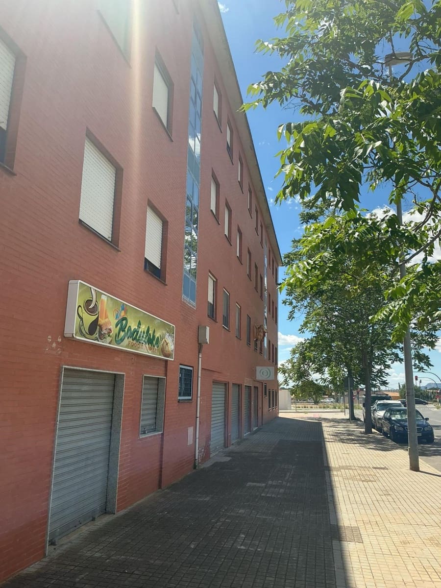 3 sovrum Lägenhet till salu i Elche / Elx - 142 000 € (Ref: 9868595)
