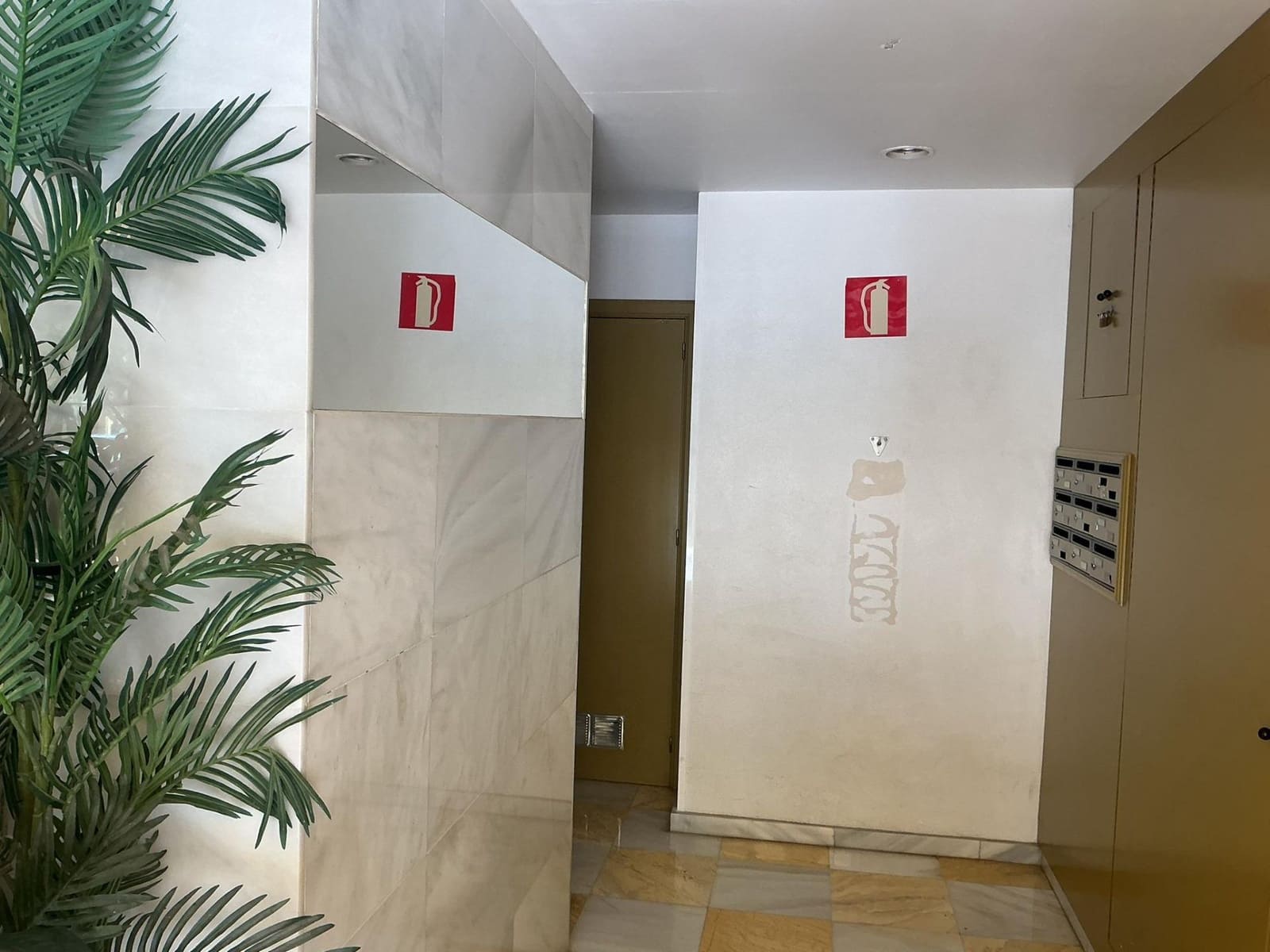 3 sovrum Lägenhet till salu i Elche / Elx - 142 000 € (Ref: 9868595)