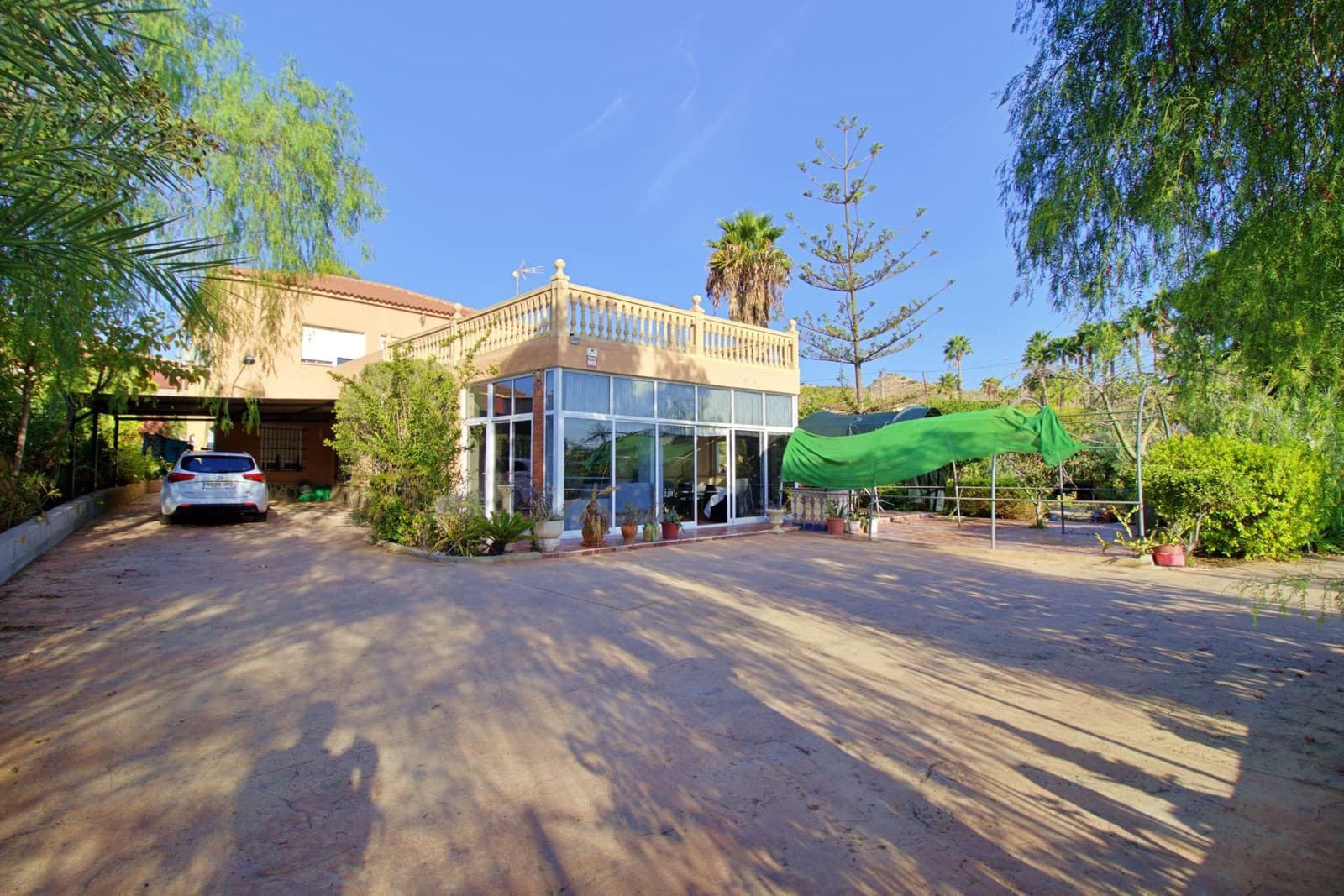 6 sypialnia Willa na sprzedaż w Elche / Elx z basenem garażem - 480 000 € (Ref: 9868596)