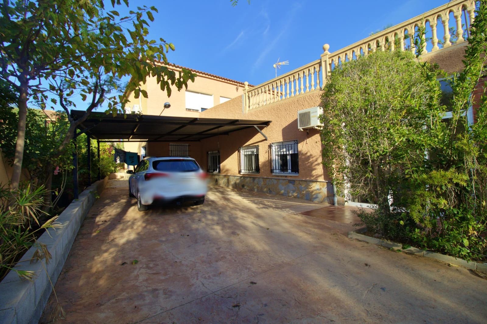 6 sypialnia Willa na sprzedaż w Elche / Elx z basenem garażem - 480 000 € (Ref: 9868596)