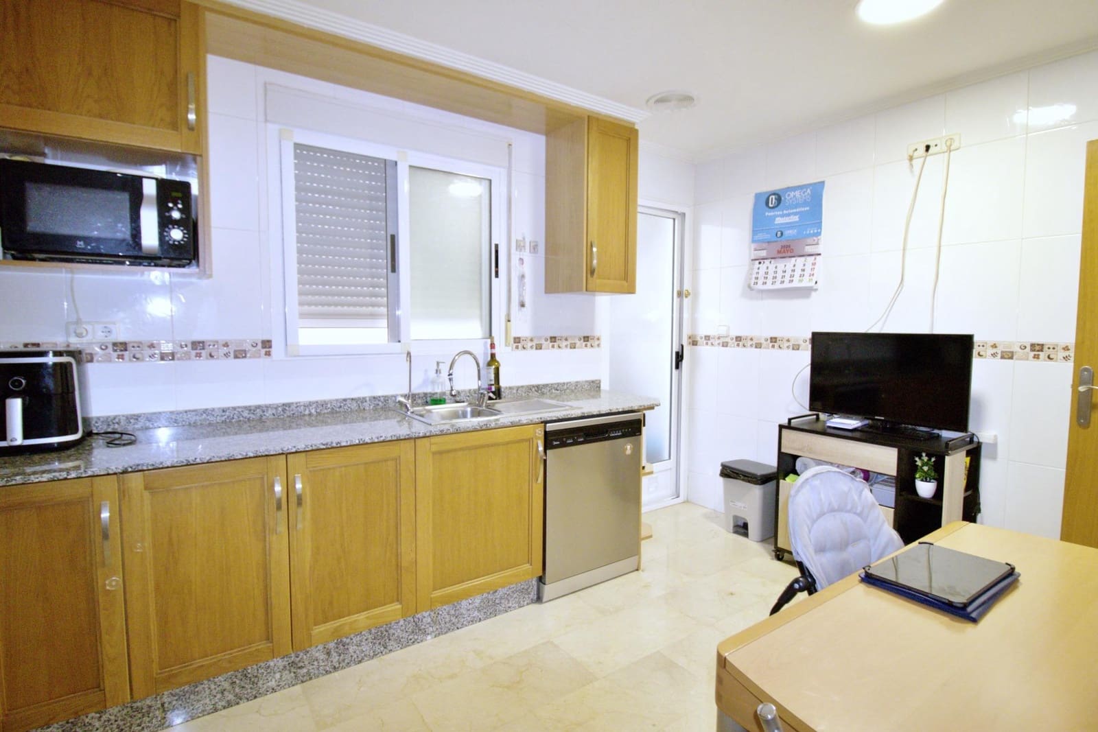 3 makuuhuone Asunto myytävänä paikassa Torrellano - 190 000 € (Ref: 9871896)