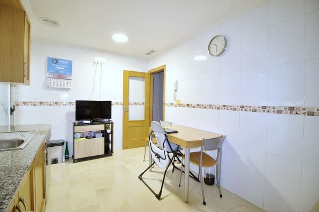 3 makuuhuone Asunto myytävänä paikassa Torrellano, Elche / Elx - 190 000 € (Ref: 9871896)