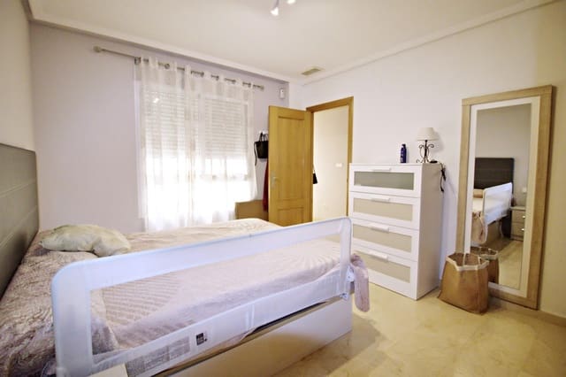 3 makuuhuone Asunto myytävänä paikassa Torrellano, Elche / Elx - 190 000 € (Ref: 9871896)