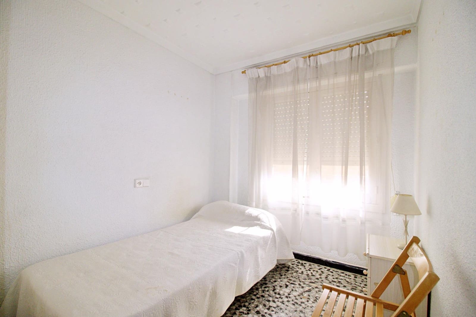 4 sypialnia Mieszkanie na sprzedaż w Elche / Elx - 133 000 € (Ref: 9884808)