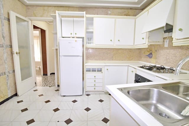 4 sypialnia Mieszkanie na sprzedaż w Centro, Elche / Elx - 133 000 € (Ref: 9884808)