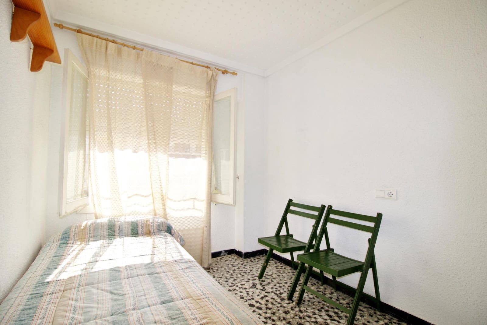 4 sypialnia Mieszkanie na sprzedaż w Elche / Elx - 133 000 € (Ref: 9884808)
