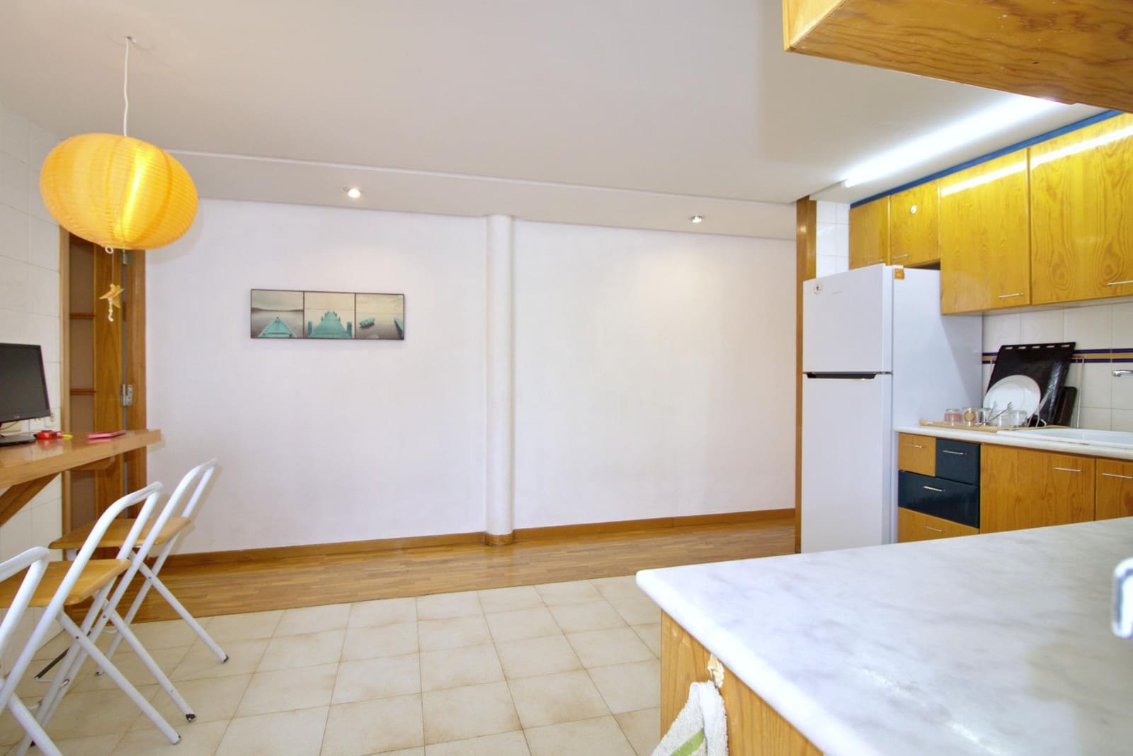 Piso de 4 habitaciones en Elche / Elx en venta - 130.000 € (Ref: 9896345)